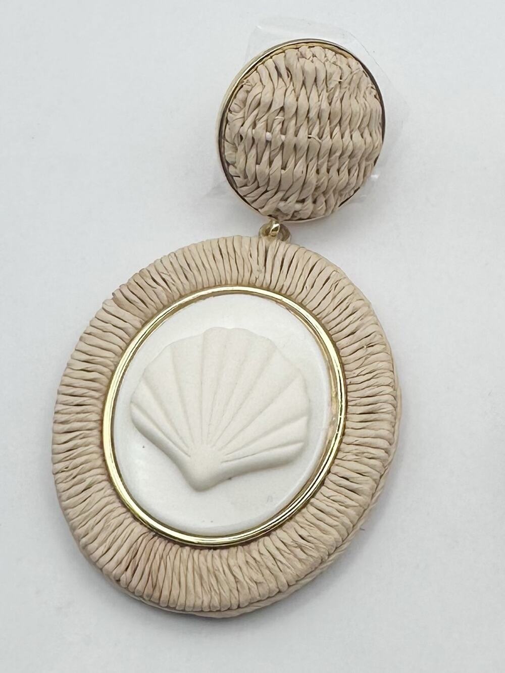 Tuckernuck RAFFIA ROWEN Earrings Clamshell Tan Cream Oversized Drop Jewelry NWT